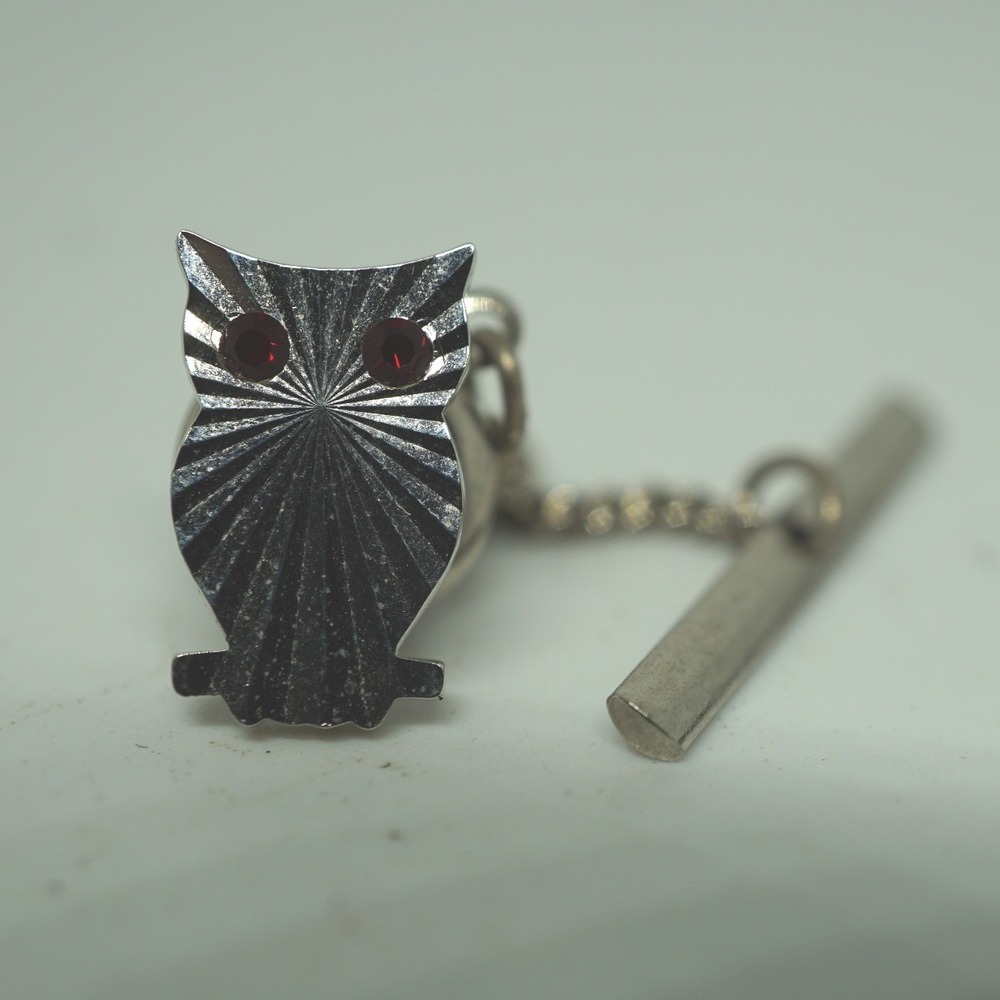 Swank Vintage Owl Tie Tac Red Rhinestone Eye Silver Tone Sunburst Men's Jewelry